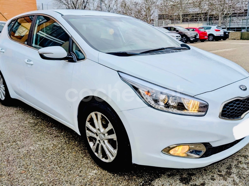 KIA cee'd 1.6 CRDi VGT Maracana