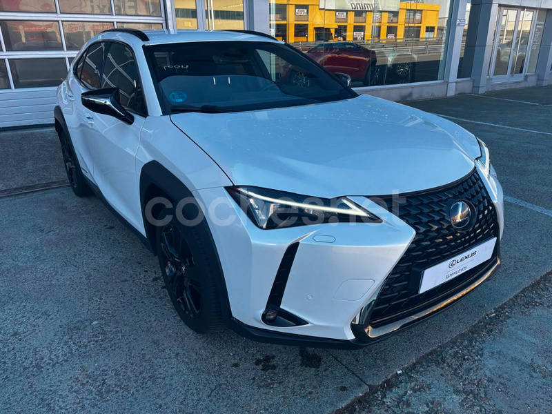 LEXUS UX 2.0 250h Style