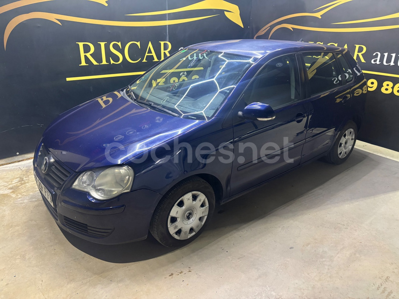 VOLKSWAGEN Polo 1.4 Advance