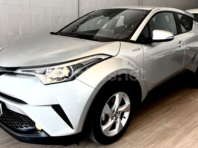 TOYOTA C-HR 1.8 125H Active