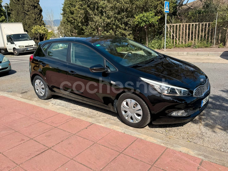KIA cee'd 1.4 CRDi WGT Concept