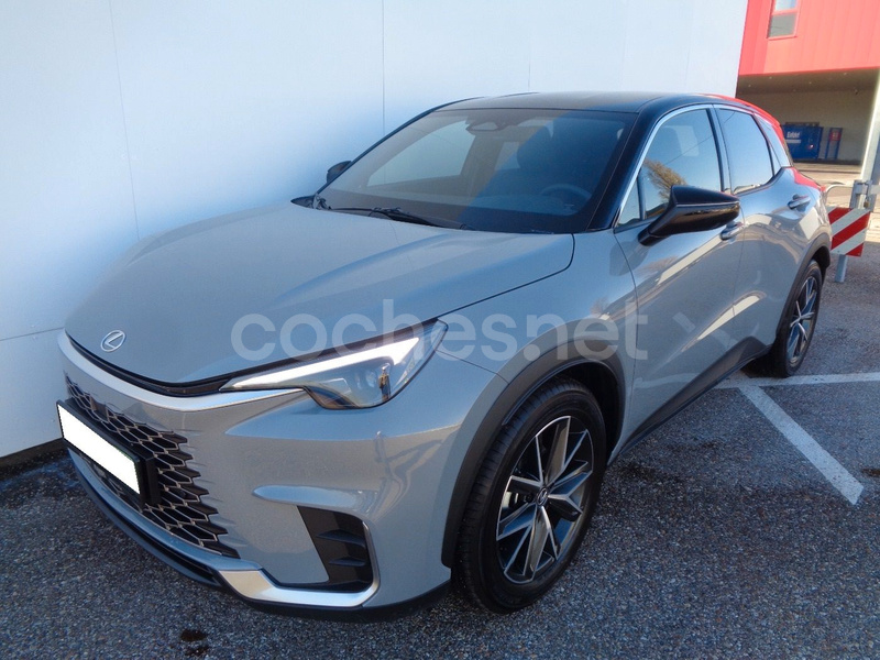 LEXUS LBX 1.5 HEV Emotion