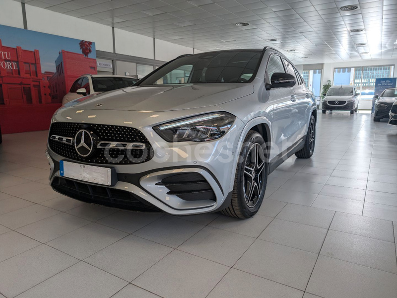 MERCEDES-BENZ GLA GLA 200 D