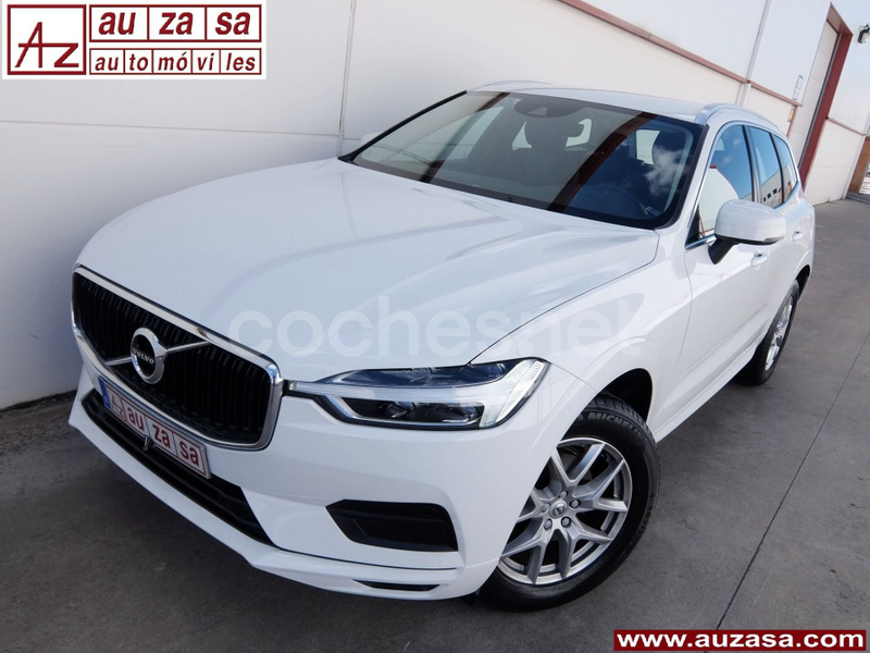 VOLVO XC60 2.0 B4 D Momentum Pro Auto