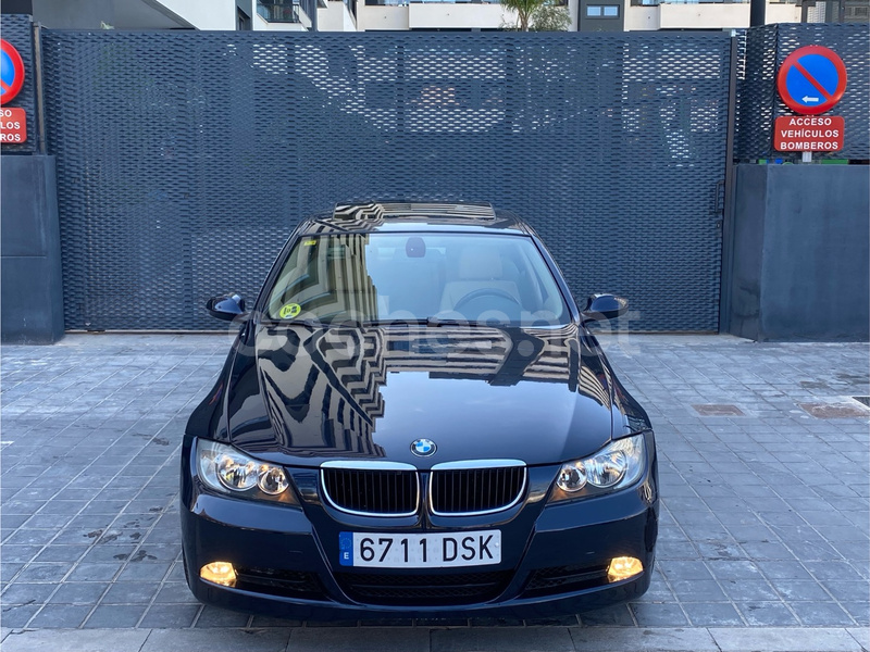 BMW Serie 3 320i E90