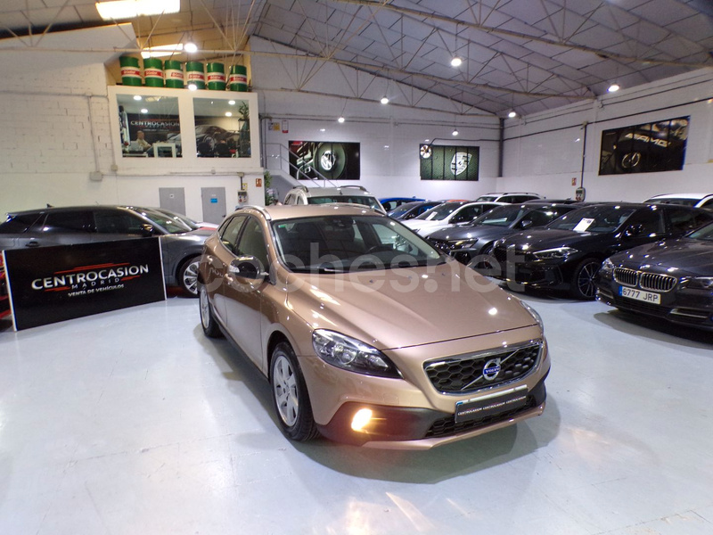 VOLVO V40 Cross Country 1.6 D2 Kinetic