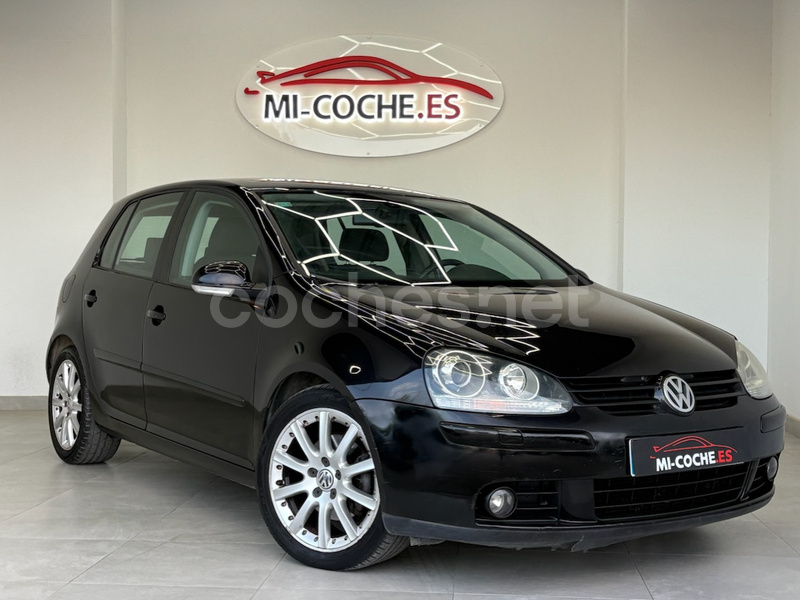 VOLKSWAGEN Golf 2.0 TDI DSG Sportline