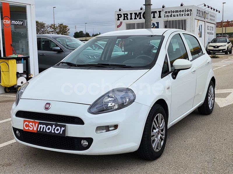 FIAT Punto 1.2 8v Easy SS Gasolina
