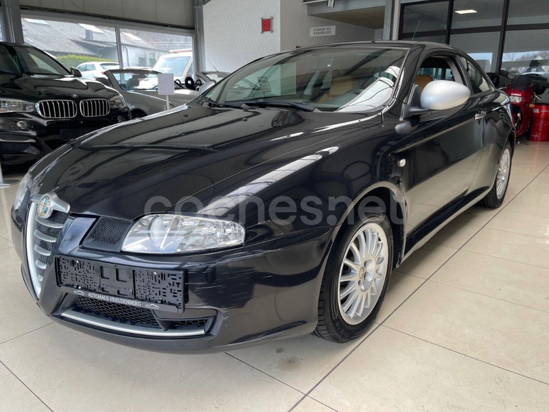 ALFA ROMEO GT 1.9 JTD Distinctive