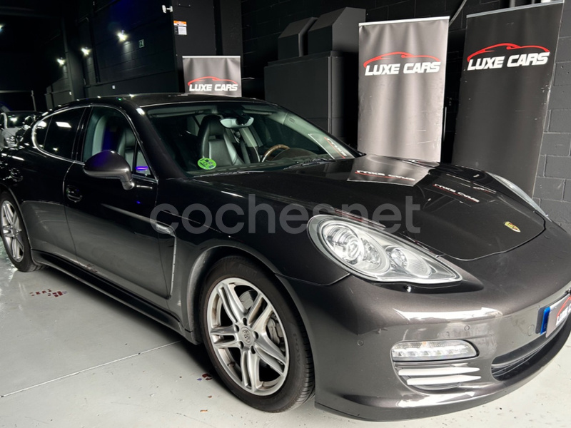 PORSCHE Panamera 4.8 4S
