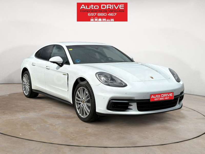 PORSCHE Panamera 4 EHybrid