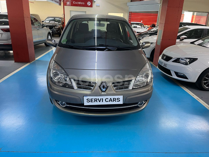 RENAULT Scénic Authentique 1.6 16V