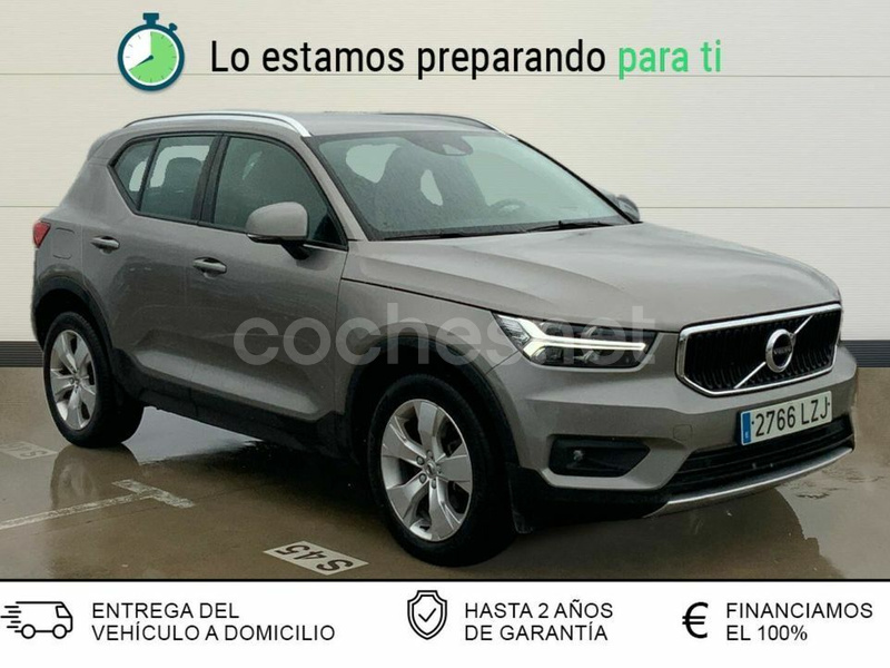 VOLVO XC40 2.0 B4 G AWD Momentum Pro Auto