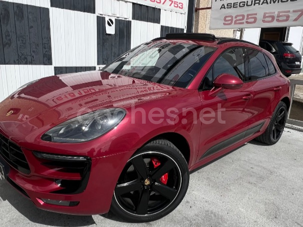 PORSCHE Macan Turbo
