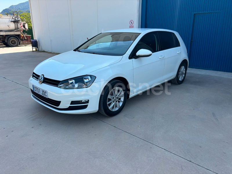 VOLKSWAGEN Golf Edition 1.6 TDI BMT