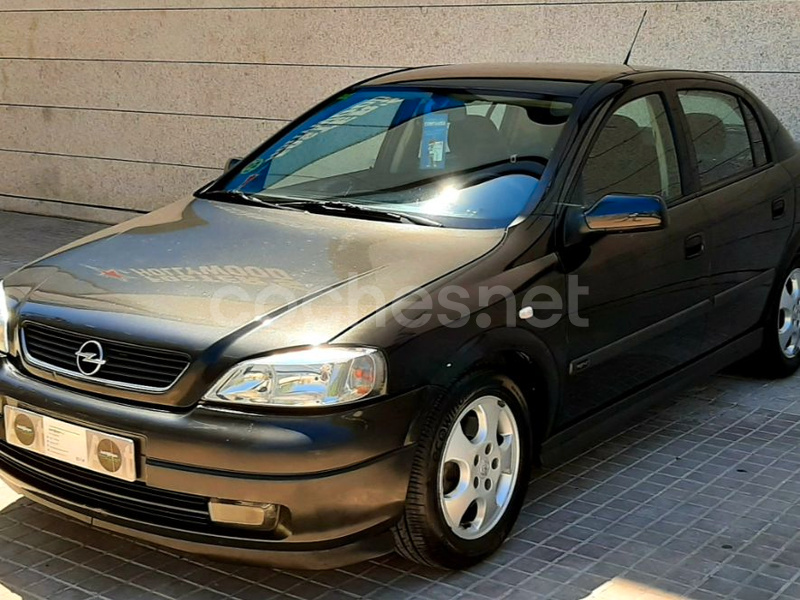 OPEL Astra 1.8 16v Elegance