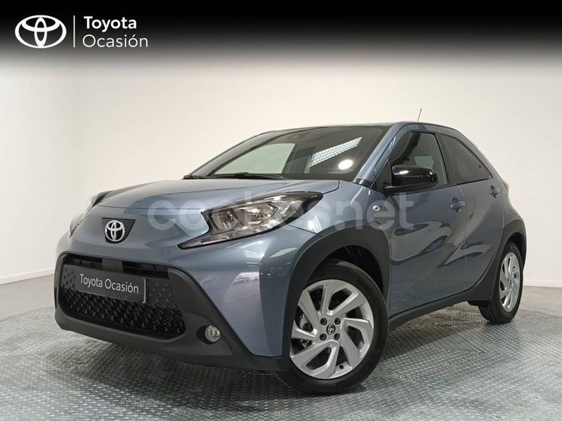 TOYOTA Aygo X Cross 1.0 VVTI Play