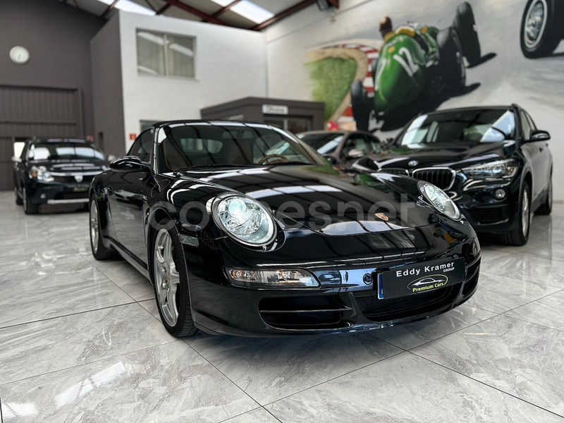 PORSCHE 911 Carrera 4 Cabrio
