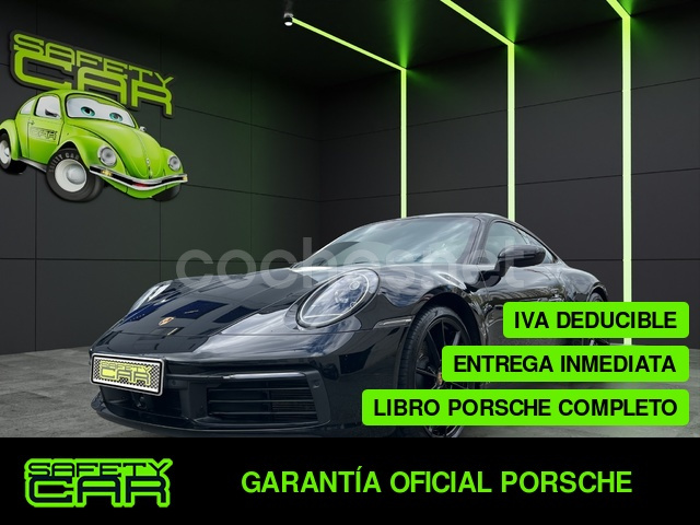 PORSCHE 911 Carrera 4