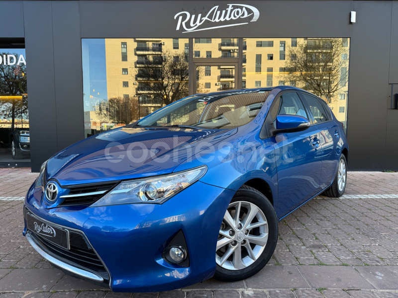 TOYOTA Auris 120D Active
