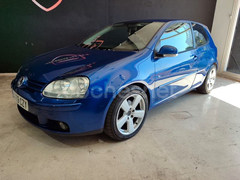 VOLKSWAGEN Golf 2.0 TDI Sportline