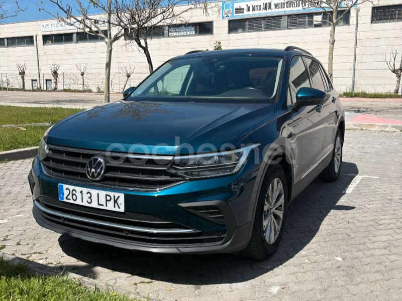 VOLKSWAGEN Tiguan Life 1.5 TSI