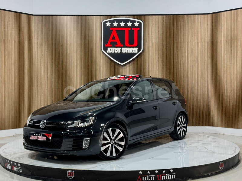 VOLKSWAGEN Golf 2.0 TDI GTD