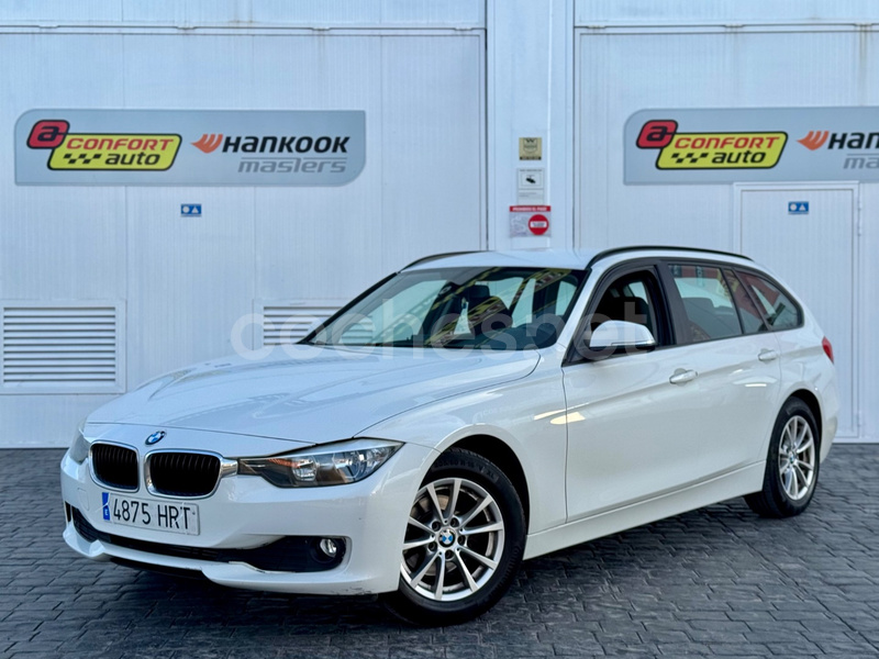 BMW Serie 3 318d Essential Edition Touring