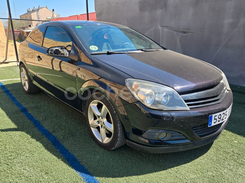 OPEL Astra GTC 1.9 CDTi 120 CV Sport
