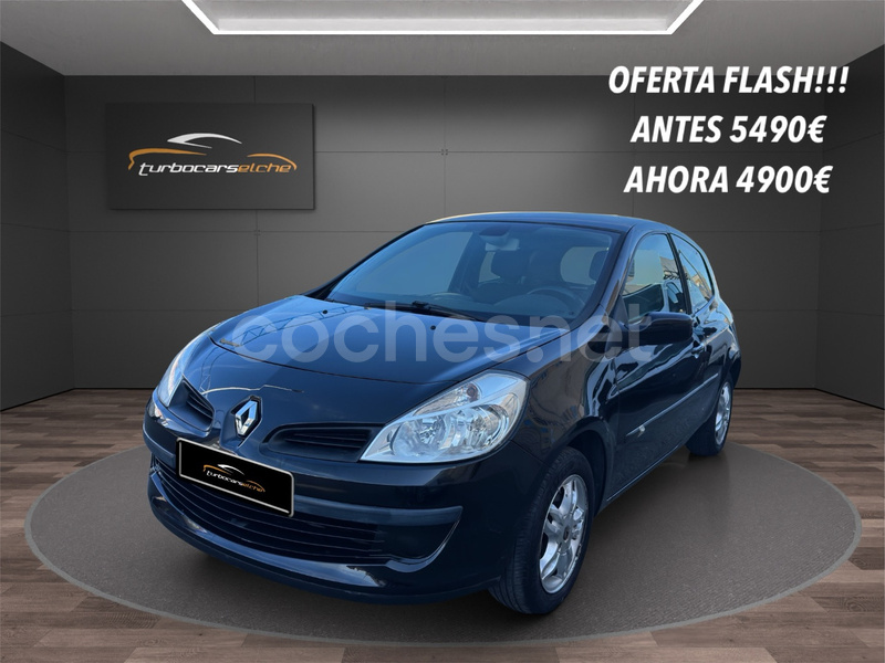 RENAULT Clio Confort Dynamique 1.4 16v