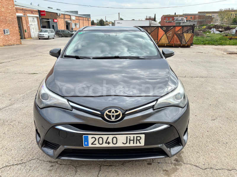 TOYOTA Avensis 2.0 150D EXECUTIVE TS