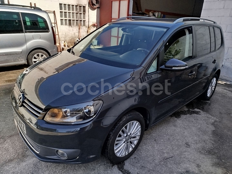 VOLKSWAGEN Touran Advance 2.0 TDI BMT