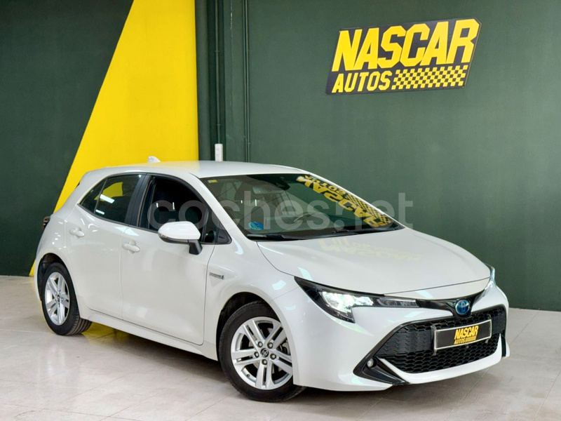 TOYOTA Corolla 1.8 125H ACTIVE TECH ECVT SEDAN