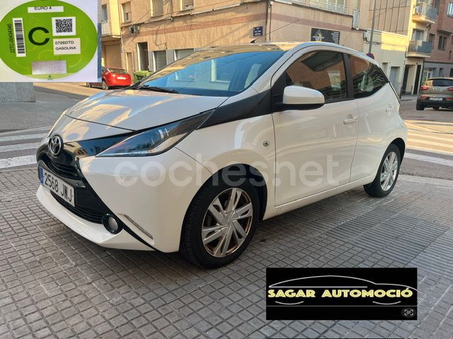 TOYOTA Aygo 1.0 70 xplay