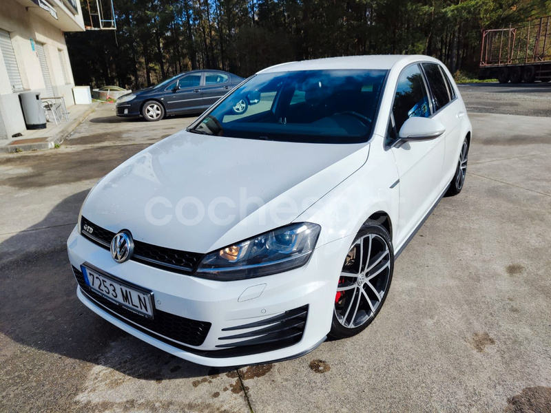VOLKSWAGEN Golf GTD 2.0 TDI BMT