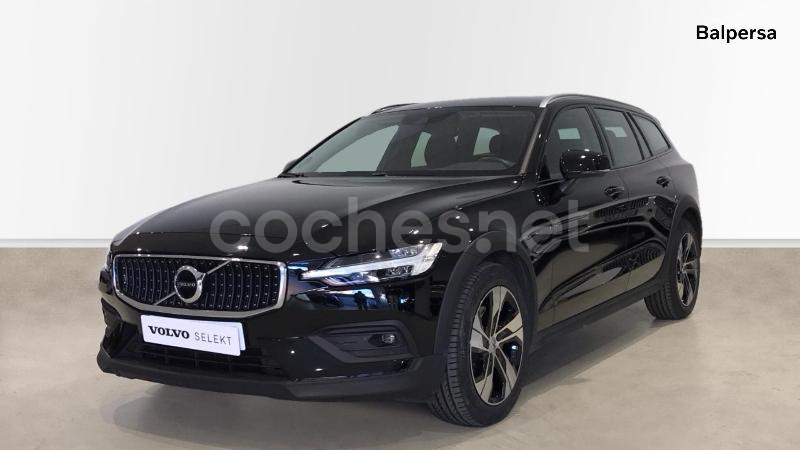 VOLVO V60 Cross Country 2.0 B4 D AWD Cross Country Pro AUTO