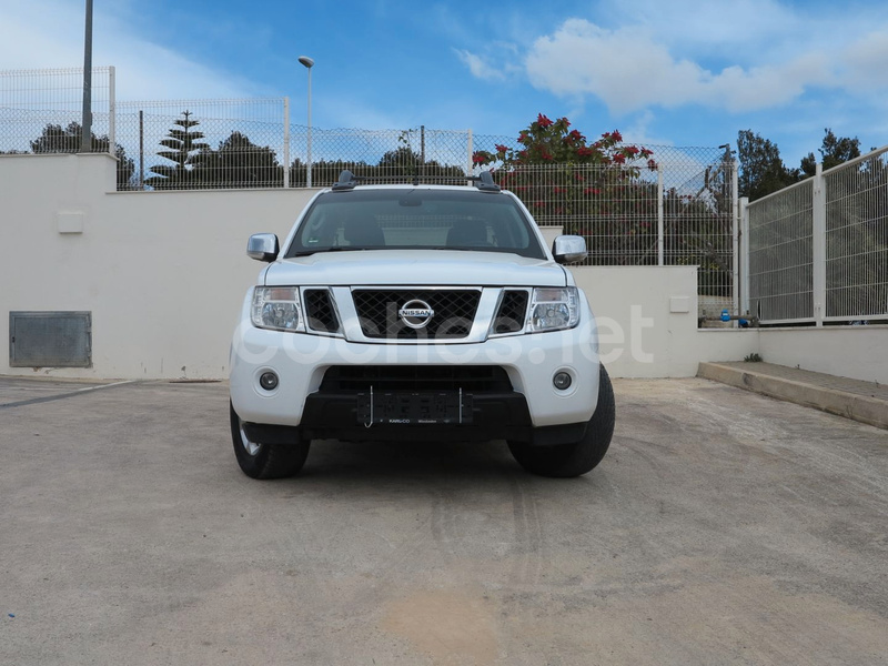 NISSAN Navara 2.5 dCi LE Doble Cabina 4X4