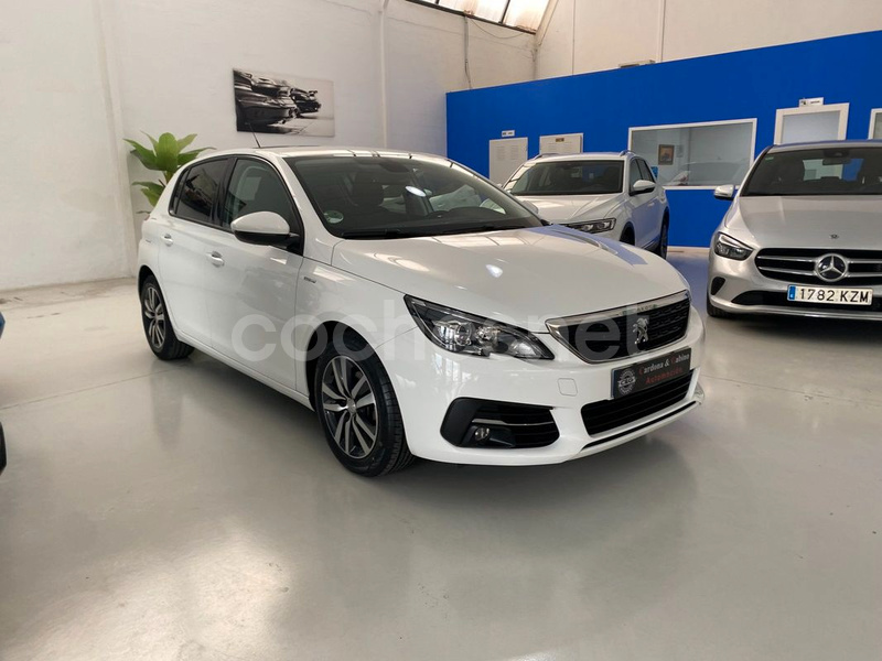 PEUGEOT 308 Style BlueHDi 130 SS
