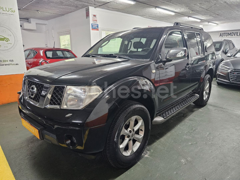 NISSAN Pathfinder 2.5 dCi XE 7 plazas