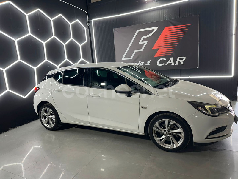 OPEL Astra 1.6 CDTi SS Selective Pro Auto