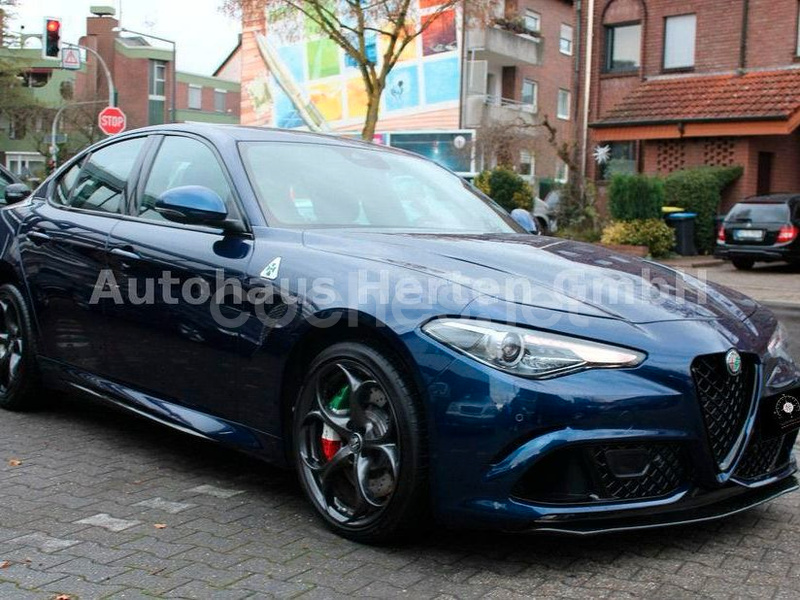 ALFA ROMEO Giulia 2.9T V6 Quadrifoglio AT
