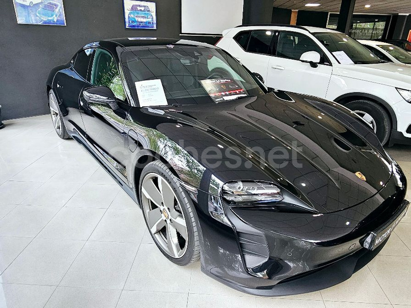 PORSCHE Taycan 4S