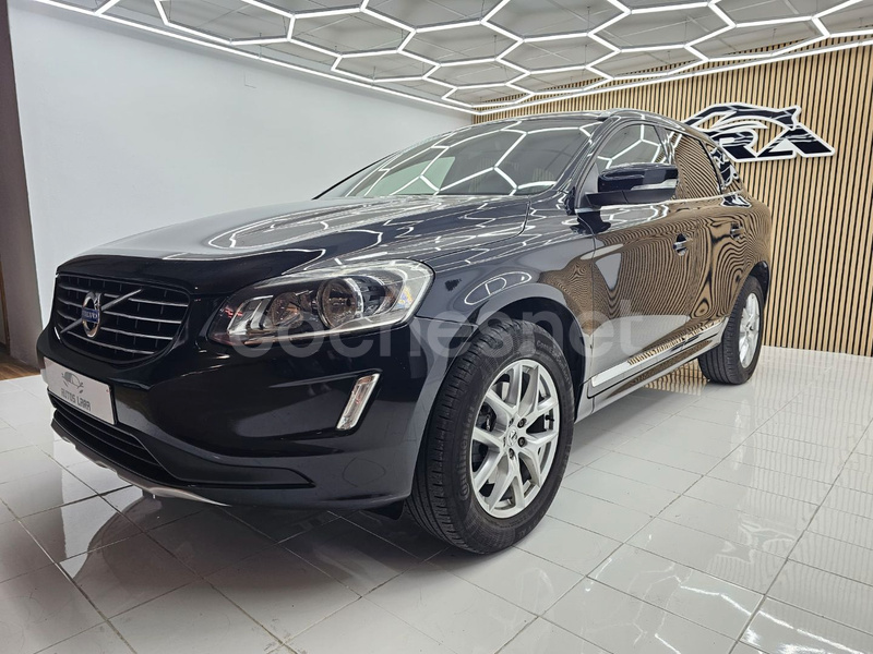 VOLVO XC60 2.0 D3 Momentum