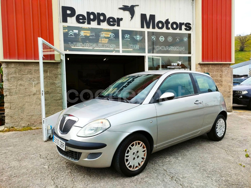 LANCIA Ypsilon 1.2 16v Argento