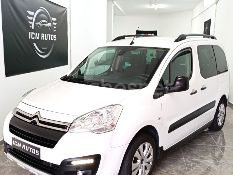 CITROEN Berlingo Talla M PureTech 110 SS FEEL