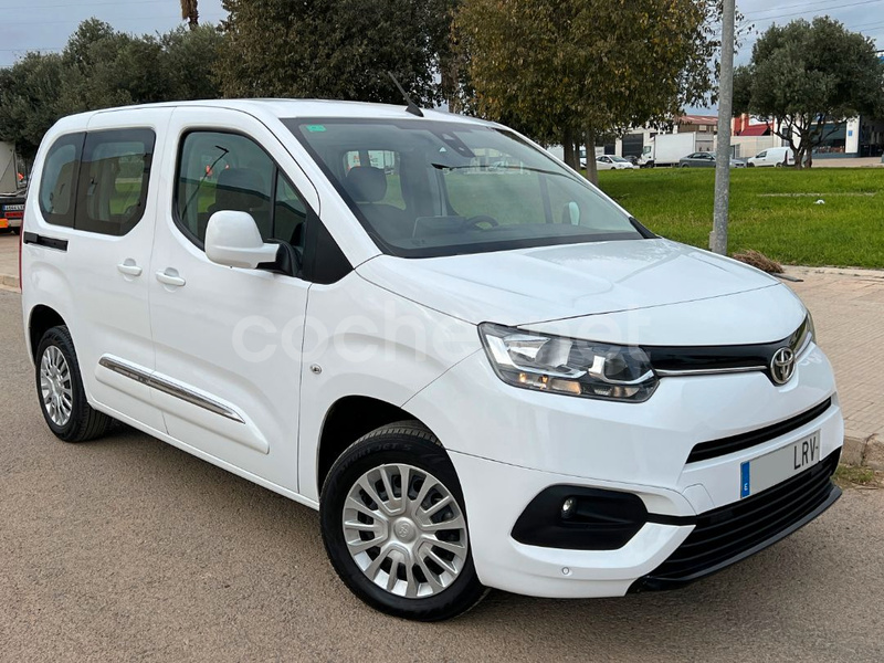 TOYOTA Proace City Verso 1.5D Family Active L1