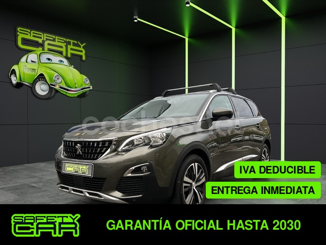 PEUGEOT 5008 Allure 1.2L PureTech EAT8