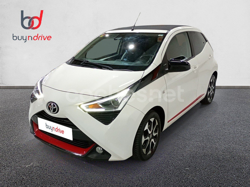 TOYOTA Aygo 1.0 70 xwave