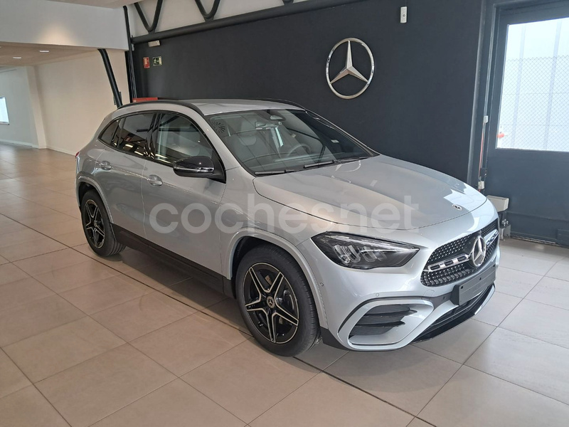 MERCEDES-BENZ GLA GLA 200 D