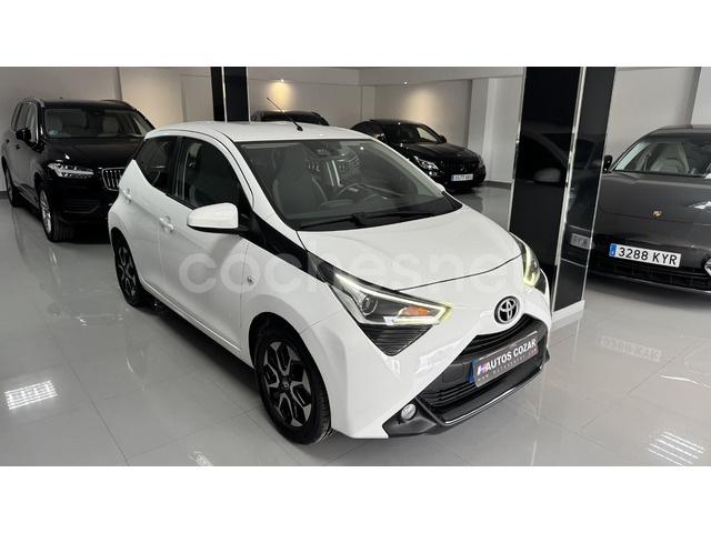 TOYOTA Aygo 1.0 70 xplay